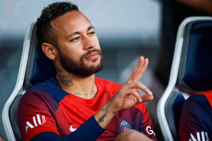 Neymar Est Prêt À Faire De Gros Efforts Pour Signer À Nouveau A Barcelone !