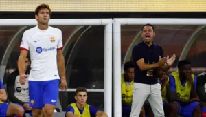 Marcos Alonso : Xavi Hernandez Aurait Fait Passer Un Message Sur Son Départ