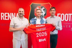 Mercato : Adrien Truffert Prolonge Au Stade Rennais Jusqu’en 2026