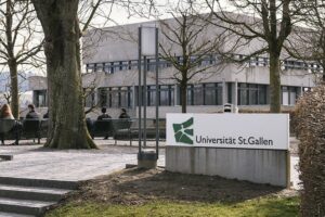 Obtenir une bourse d’étude pour étudier à l’Université de Saint-Gall (HSG) en Suisse
