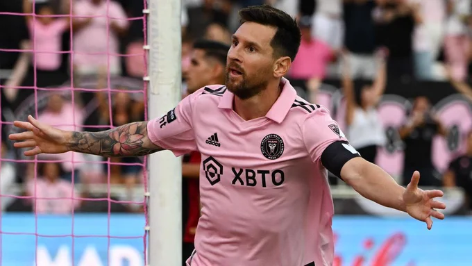 Lionel Messi A Entraîné Une Violente Bagarre Générale Entre Supporters (Vidéo)