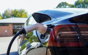 1 Automobiliste Sur 2 Regrette D&Rsquo;Avoir Acheté Une Voiture Électrique