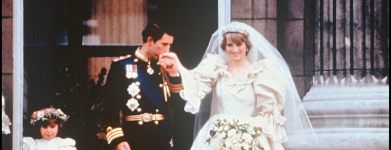Princesse Diana : La Révélation D&Rsquo;Une Photo Inédite De Sa Robe De Mariée Secrète