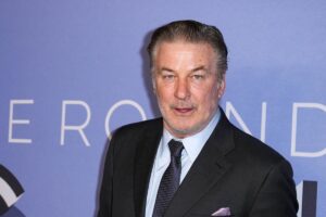 Nouveau Rapport Mettant En Avant Le Tir Mortel D’alec Baldwin : Une Potentielle Relance De L’enquête