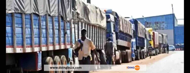 Plus De 600 Camions Allant Au Niger Bloqués Au Bénin