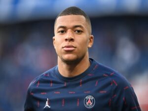 Kylian Mbappé : Le Psg Aurait Pris Une Décision Incroyable Le Concernant !