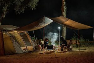 Morbihan : Une Altercation Violente Entre Un Couple De Saisonniers Éclate Devant Un Camping, Se Terminant Tragiquement