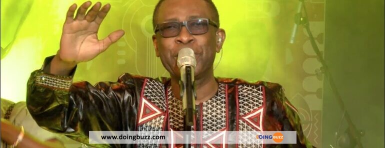 Des partisans d’Ousmane Sonko perturbent le concert de Youssou N’Dour à Paris (vidéo)