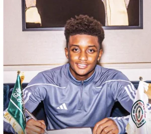 Mercato : Demarai Gray Signe À Al-Ettifaq Jusqu&Rsquo;En 2027 !