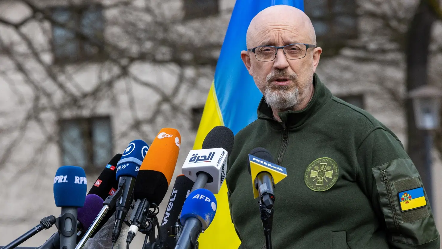 Scandale : Deux Ministres De La Défense Ukrainien Accusés De Détournement De Fonds