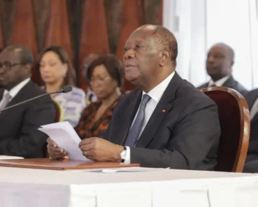 Côte D&Rsquo;Ivoire : Le Président Ouattara Dissout Le Gouvernement