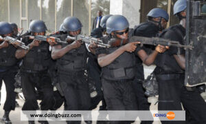 06 Faux Policiers Appréhendés À La Frontière Togo-Ghana