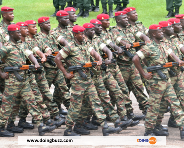 Les militaires guinéens désormais interdits de poster des photos sur Internet, les détails