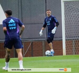 Cdm 2026 : Découvrez Le Nouveau Look D&Rsquo;Emiliano Martinez Avec L’argentine ! Vidéo