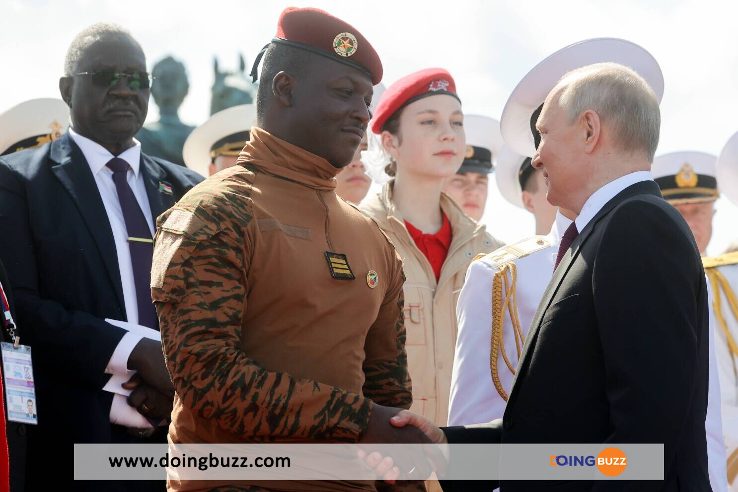 La Russie Et Leburkina Faso Comptent Renforcer Leur Coopération Militaire