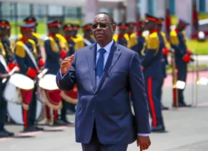 Le Président Sénégalais Macky Sall Prend Des Mesures D&Rsquo;Urgence Pour Mettre Fin Aux Départs De Migrants