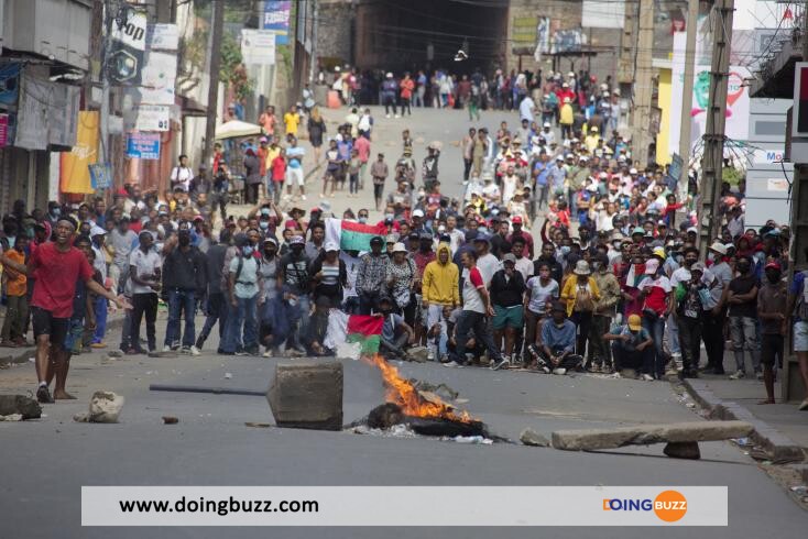 Madagascar : Un Couvre-Feu À La Veille De L'Élection Présidentielle