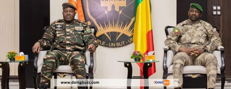 Mali : Le Général Abdourahamane Tiani Du Niger Effectue Sa Première Visite Étrangère À Bamako