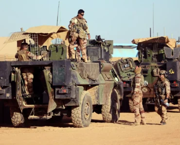 Redéfinition De La Stratégie Militaire Française En Afrique Suite Au Retrait De Ses Troupes Du Niger
