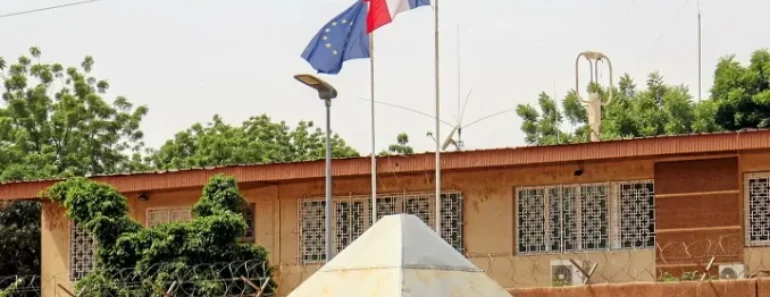 La France Ferme Son Ambassade Au Niger : Quelles Sont Les Raisons ?