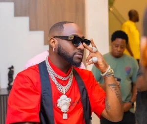 « J&Rsquo;Adore Travailler Avec… », Davido Révèle Les Artistes Avec Qui Il Rêve De Collaborer