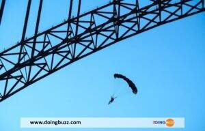 Thaïlande : Un Célèbre Base Jumper S&Rsquo;Écrase Après Une Chute Libre De 29 Étages (Video)