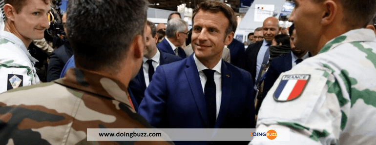 Emmanuel Macron Appelle À Une Transition Rapide Vers L&Rsquo;Économie De Guerre