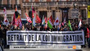 Mobilisation En France Contre La Nouvelle Loi Sur L&Rsquo;Immigration