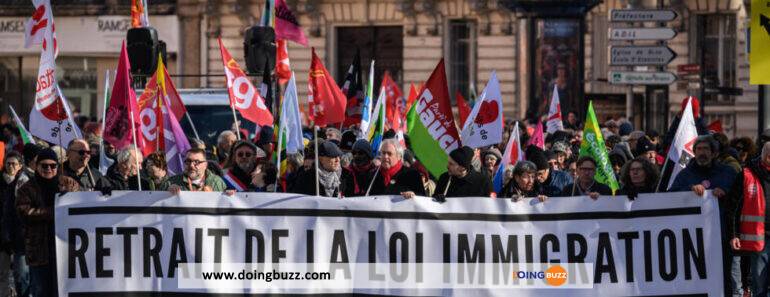 Mobilisation En France Contre La Nouvelle Loi Sur L&Rsquo;Immigration
