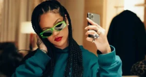 « Je Suis À La Retraite », Rihanna Se Moque De Ses Fans