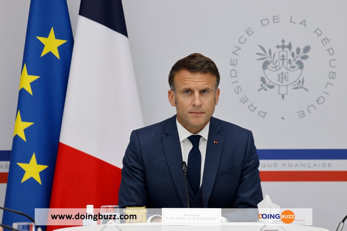 Transparence Inédite : Le Bulletin De Salaire D'Emmanuel Macron Dévoilé