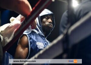 Un Boxeur Britannique Meurt Sur Le Ring Après Un Coup Violent