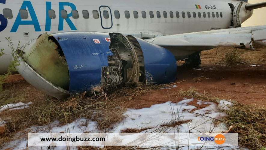 Réouverture De L'Aéroport Près De Dakar Suite À L'Incident De Sortie De Piste D'Un Boeing