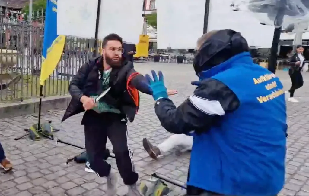 Knife Attack German Anti Islamist 82983741