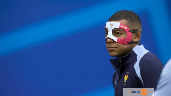Kylian Mbappé Porte Un Masque : Les Premières Photos