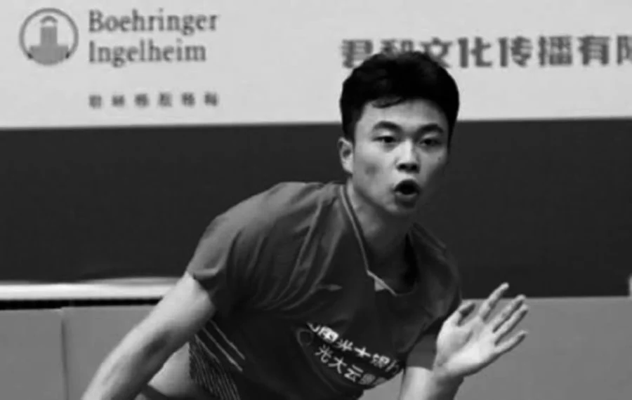 Zhang Zhijie, Une Star Chinoise Du Badminton Âgée De 17 Ans, Décède En Plein Match