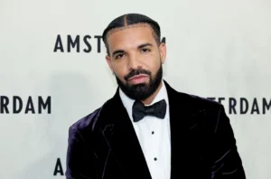 Drake Devient Sauveur Inattendu D&Rsquo;Un Célèbre Club De La Faillite