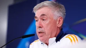 Real Madrid : Ancelotti Pointe Mbappé Comme Le Principal Problème Défensif Du Club