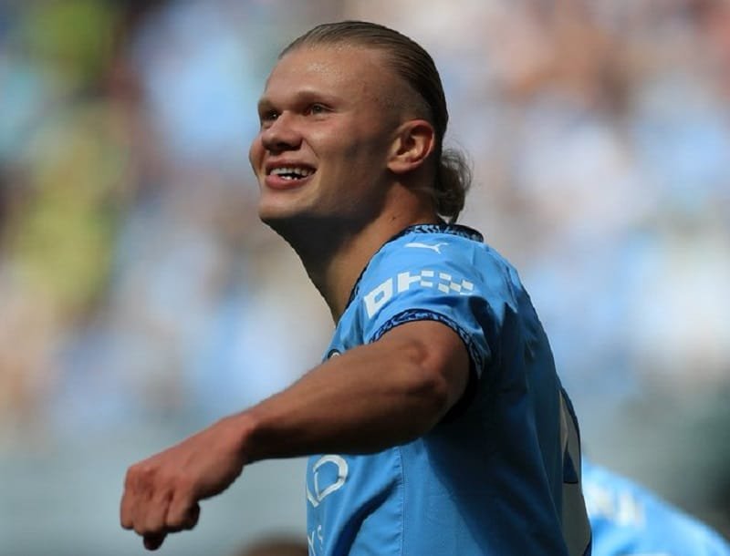 Manchester City enchaîne grâce au doublé d&rsquo;Erling Haaland, Liverpool craque à domicile !