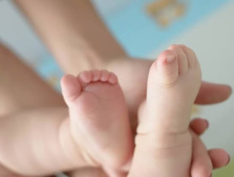 Un Père Vend Son Bébé De 11 Mois Pour Payer Ses Jeux De Hasard