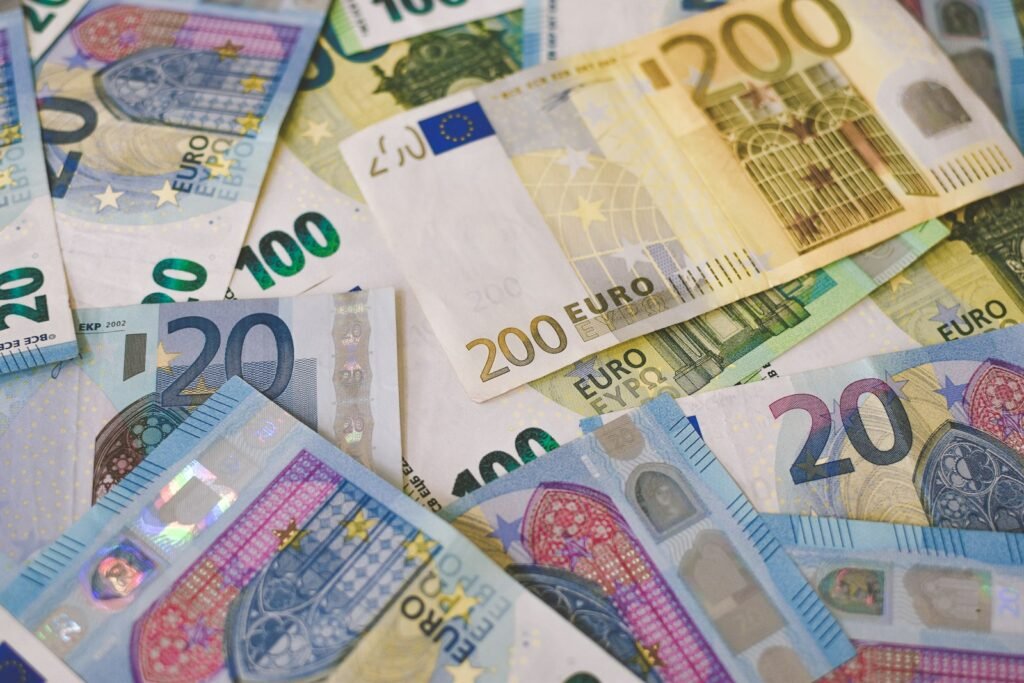 1 euro en FCFA en 2026 : 655,957 F CFA, tableau de conversion et pièges à éviter